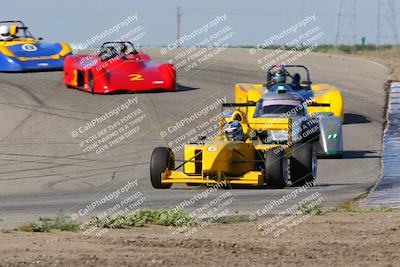 media/Apr-30-2022-CalClub SCCA (Sat) [[98b58ad398]]/Group 6/Race (Outside Grapevine)/